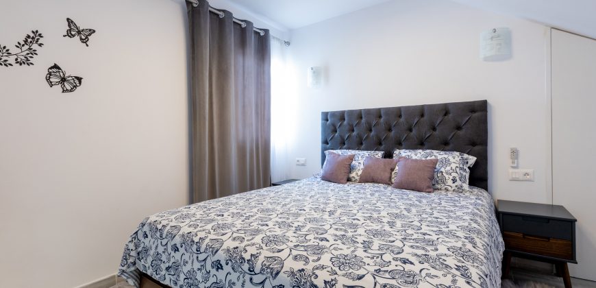 2 Bedroom apartament Los gigantes J023