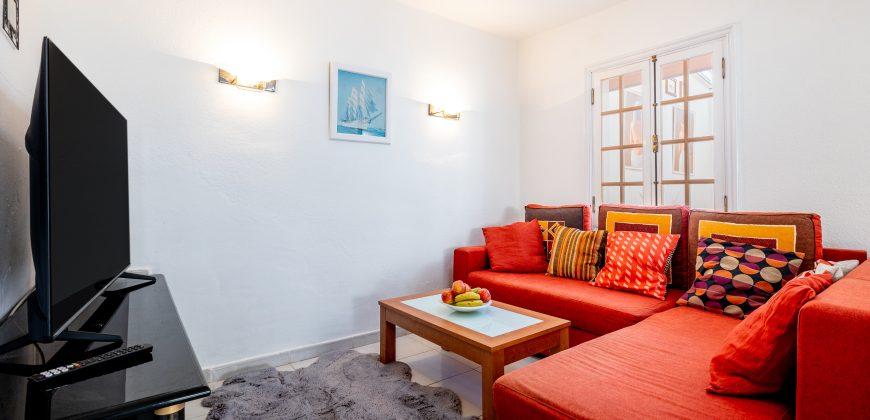 2 bedroom Canarian house, Los gigantes JI001