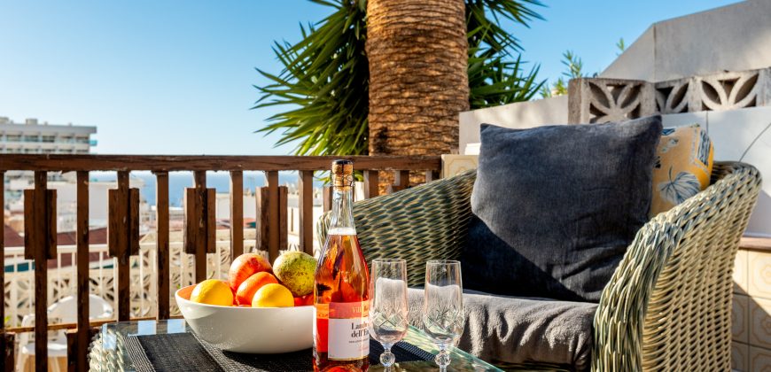 2 bedroom Canarian house, Los gigantes JI001