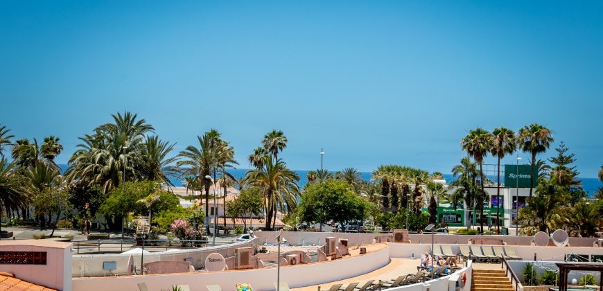 4 bedroom vila paraiso royal, las americas