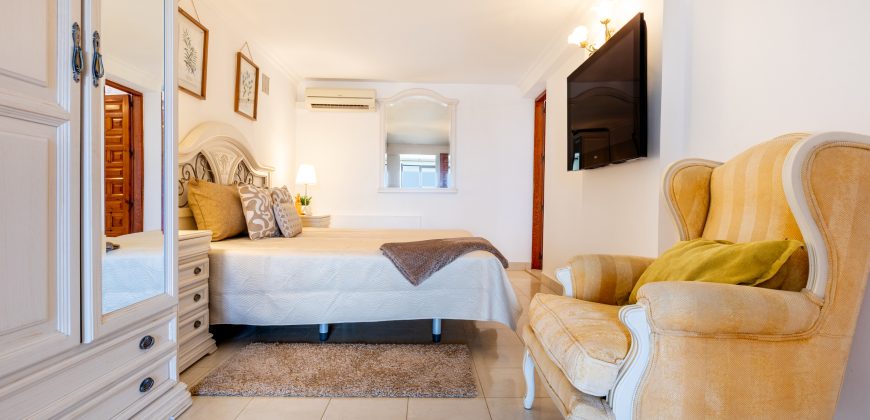 4 bedroom vila paraiso royal, las americas