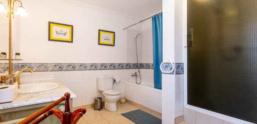 4 bedroom vila paraiso royal, las americas