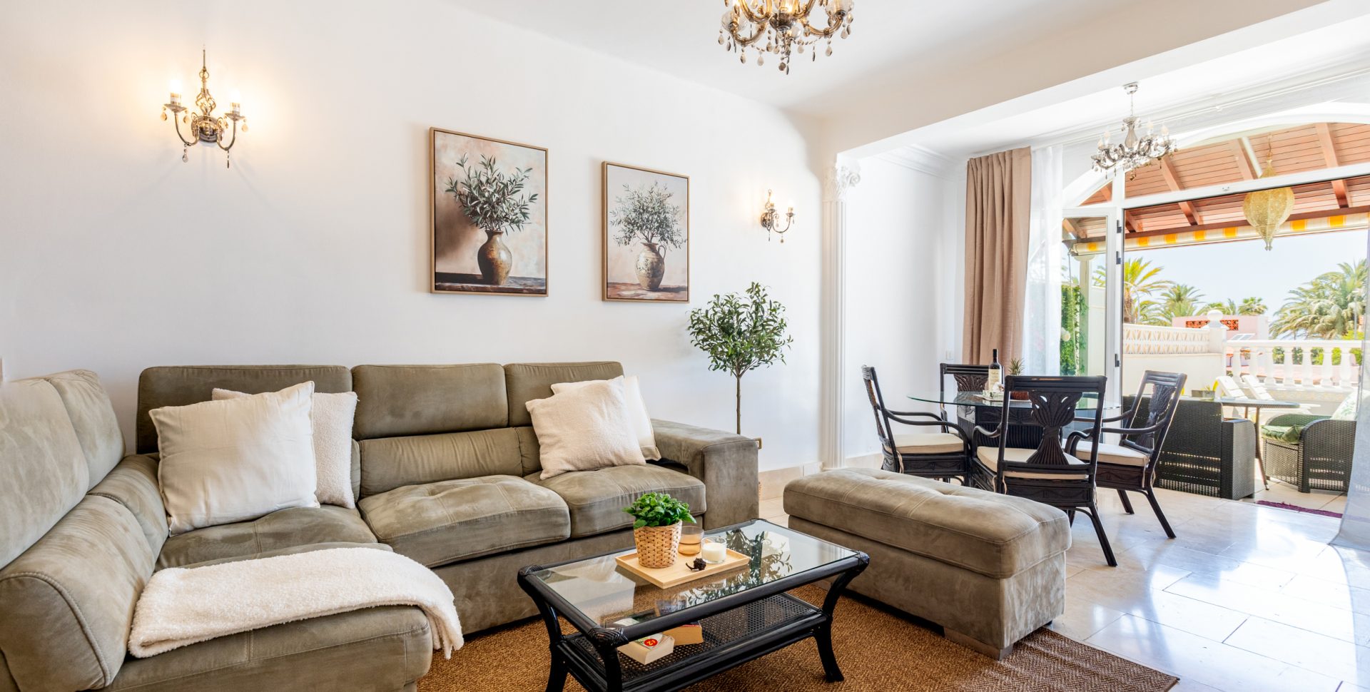 4 bedroom vila paraiso royal, las americas