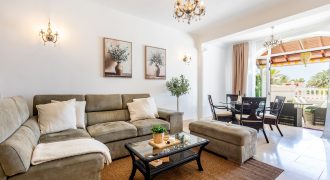 4 bedroom vila paraiso royal, las americas